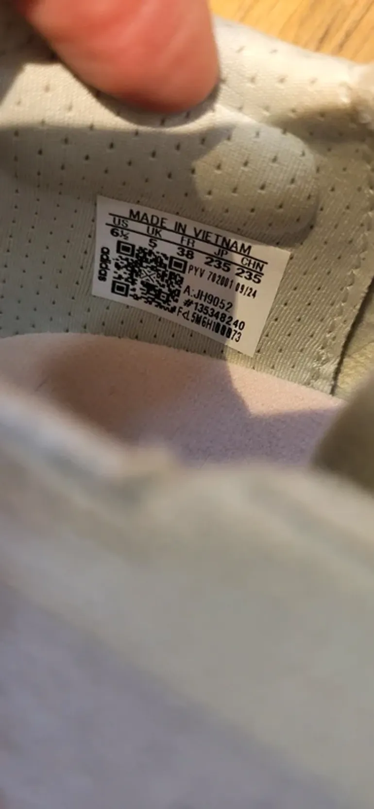 Used Adidas Ultraboost 5 bike — image 5 of 5