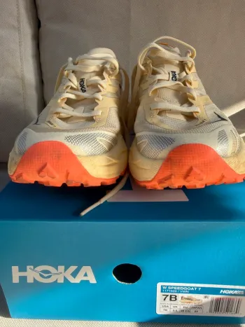 Gebrauchtes Hoka Speedgoat 7 bike — Bild 4 von 11