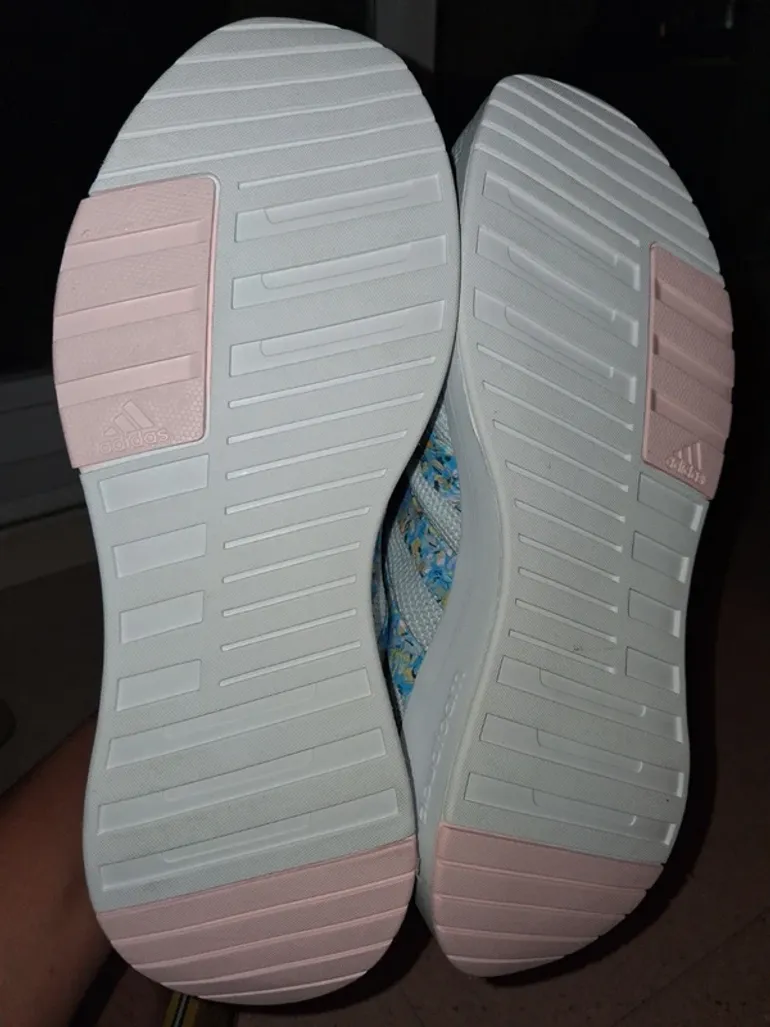 Used Adidas racer trek k bike — image 5 of 6