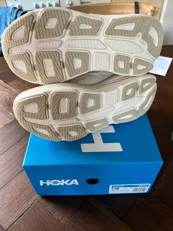 Tweedehands Hoka Bondi 9 bike — afbeelding 4 van 6