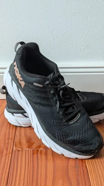 Used Hoka Clifton 6 bike — image 4 of 7
