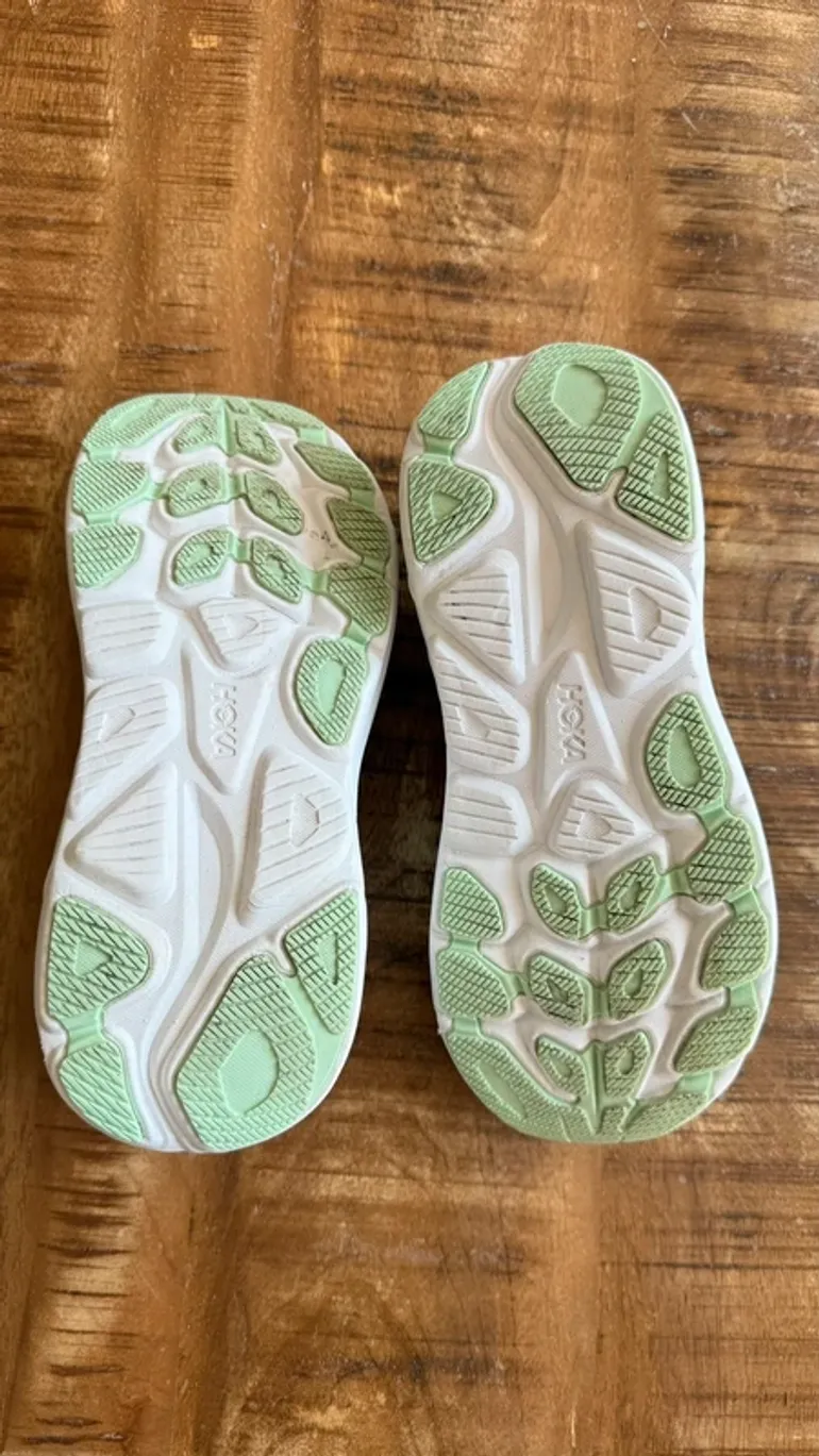 Used Hoka Sneaker bike — image 3 of 7