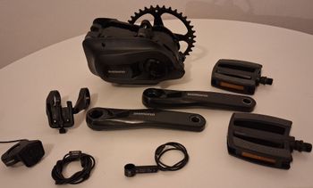 Käytetty Shimano Steps DU-E5000 2024 Drivetrain & Pedals