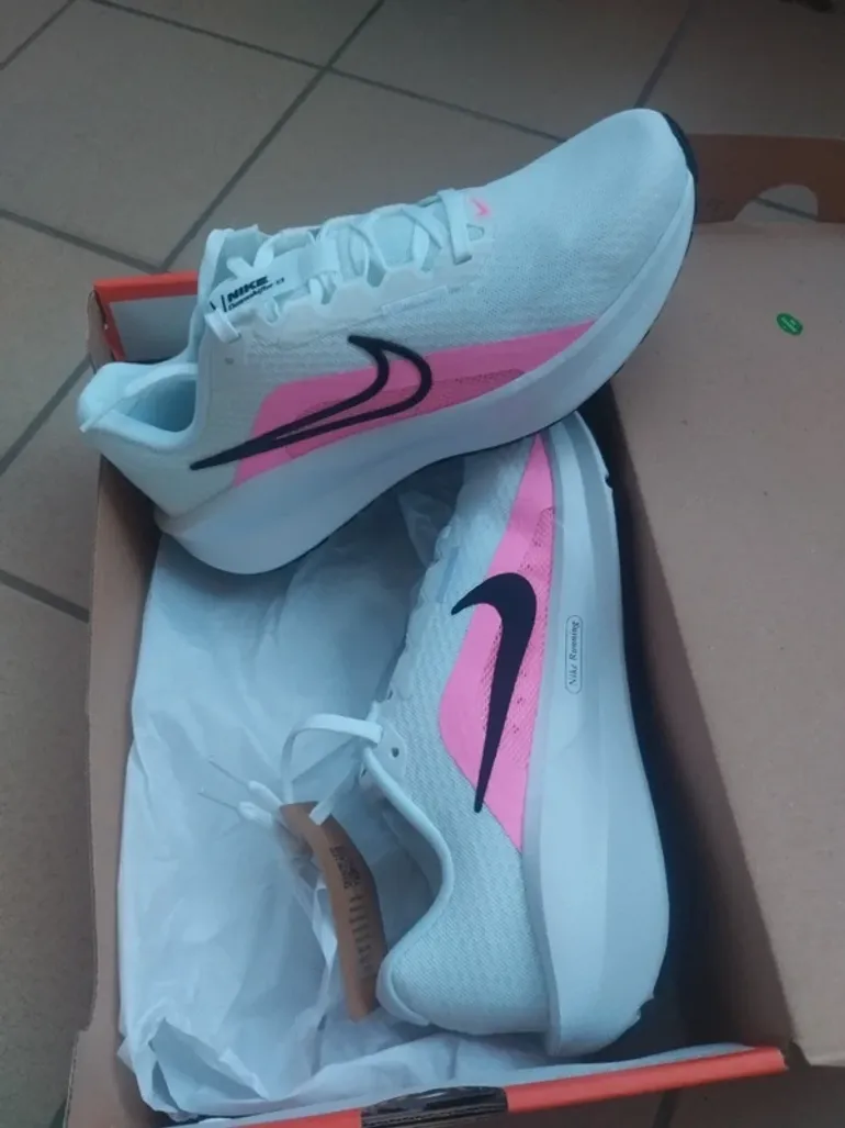 Tweedehands Nike Downshifter 13 bike — afbeelding 3 van 11