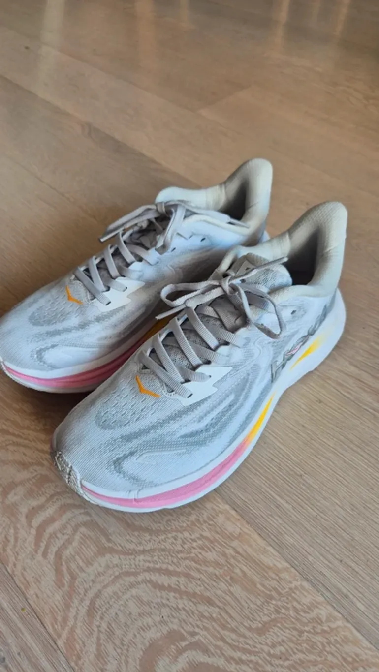 Hoka Clifton 10 bike de segunda mano — imagen 6 de 9