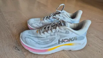 Hoka Clifton 10 Running Shoes de segunda mano