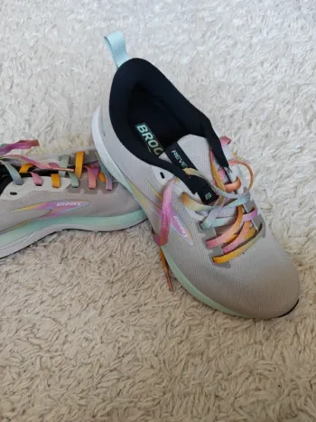 Brugt Brooks Revel 6 Running Shoes