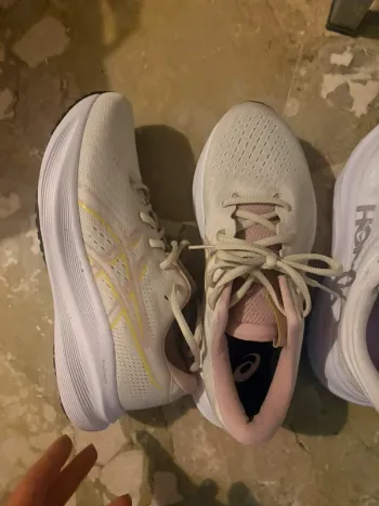 Asics 11.4 Running Shoes d'occasion