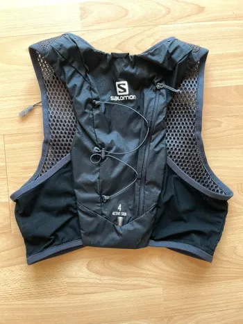 Used Salomon Active Skin 4 Running Accessories