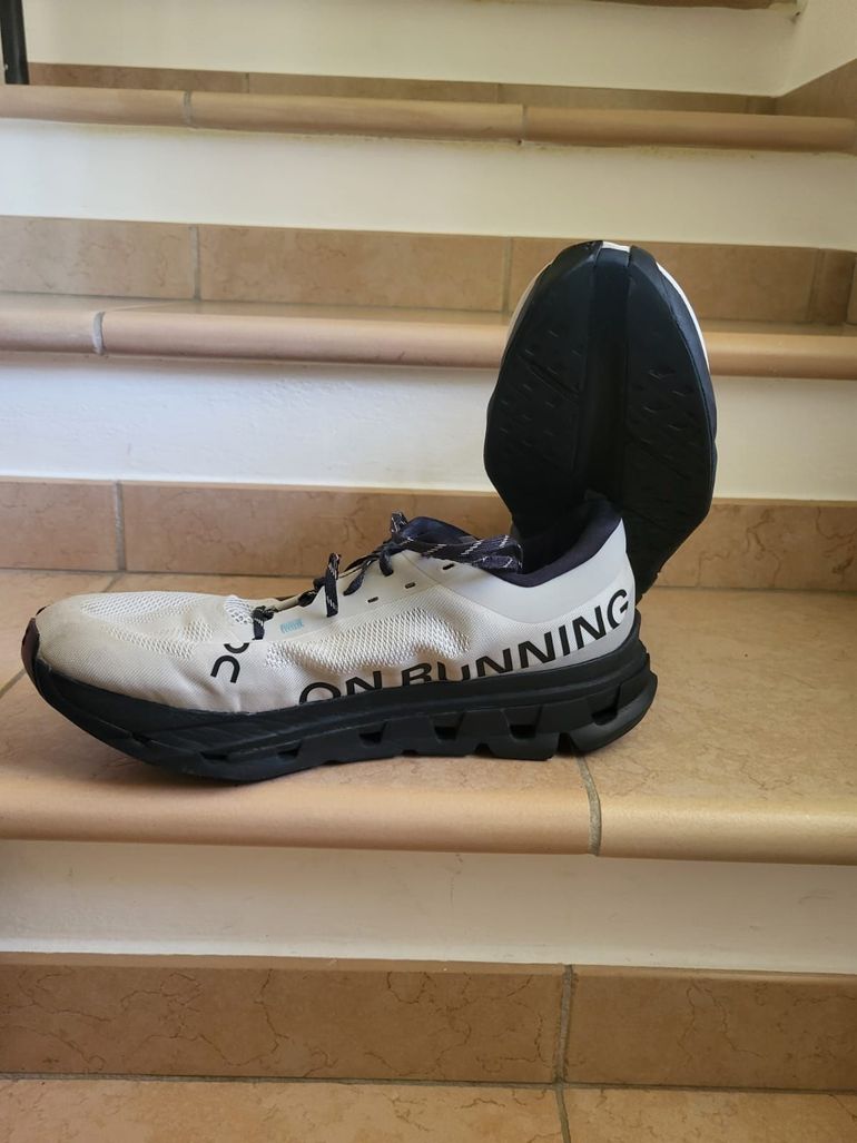 Used On Running Cloudflow 5 2026 bike — image 4 of 5