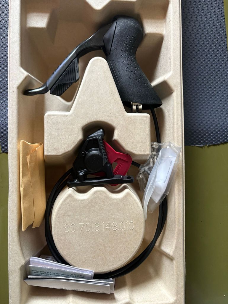 Brugt Sram Rival eTap AXS E1 Brake Set 2026 bike — billede 2 af 3