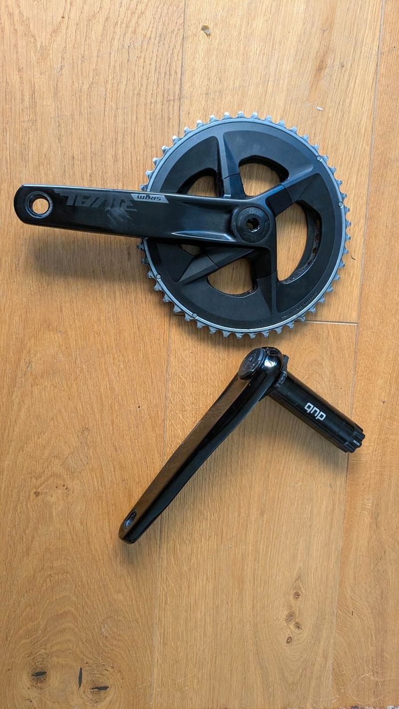 Quarq Rival AXS Drivetrain & Pedals d'occasion