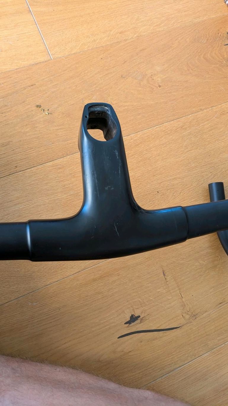 Brugt Canyon H31 Ergocockpit CF bike — billede 8 af 8