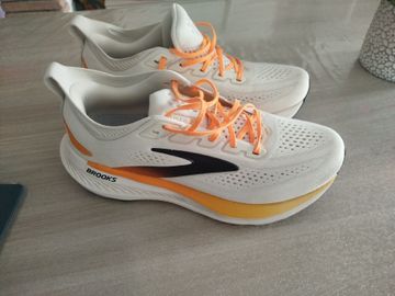 Käytetty Brooks glycerin 23 2026 Running Shoes