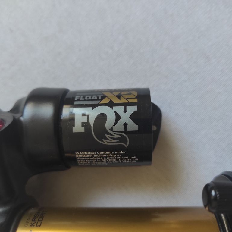Tweedehands Fox Float X2 Factory 2024 bike — afbeelding 13 van 15