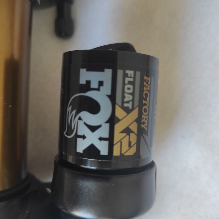 Tweedehands Fox Float X2 Factory 2024 bike — afbeelding 7 van 15