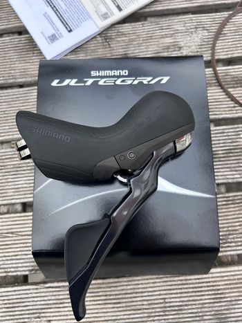 Gebrauchtes Shimano Ultegra ST-R8025 BR-R8070 2x11 2024 Drivetrain & Pedals