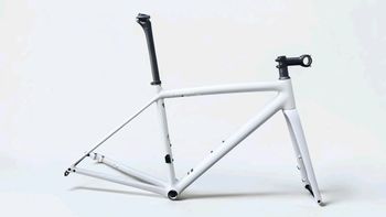 Použité Specialized S-Works Aethos 2024 Fork
