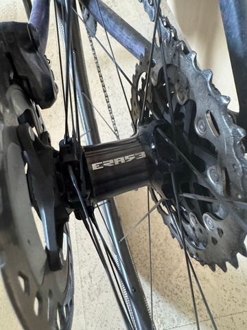 Used SPACE BIKES Space Carbon Wheels 2026 bike — image 9 of 15