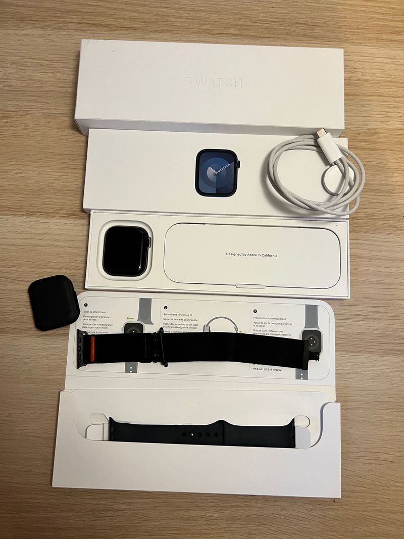 Used apple Watch Series 9 2023 Electronics