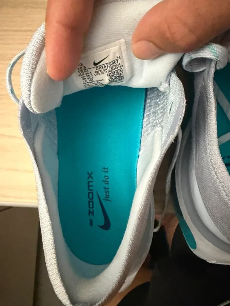 Nike Invincible Run 3 bike usato — immagine 5 di 5