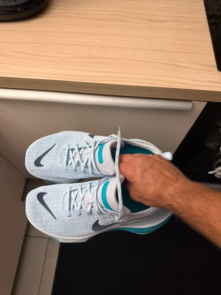 Nike Invincible Run 3 bike usato — immagine 2 di 5