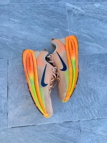 Brugt Nike Vomero 15 Running Shoes