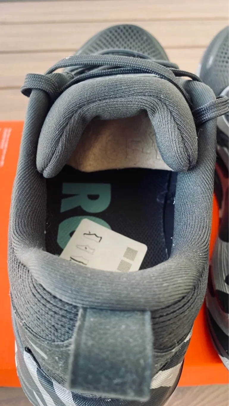 Tweedehands Nike Vomero 18 bike — afbeelding 7 van 9