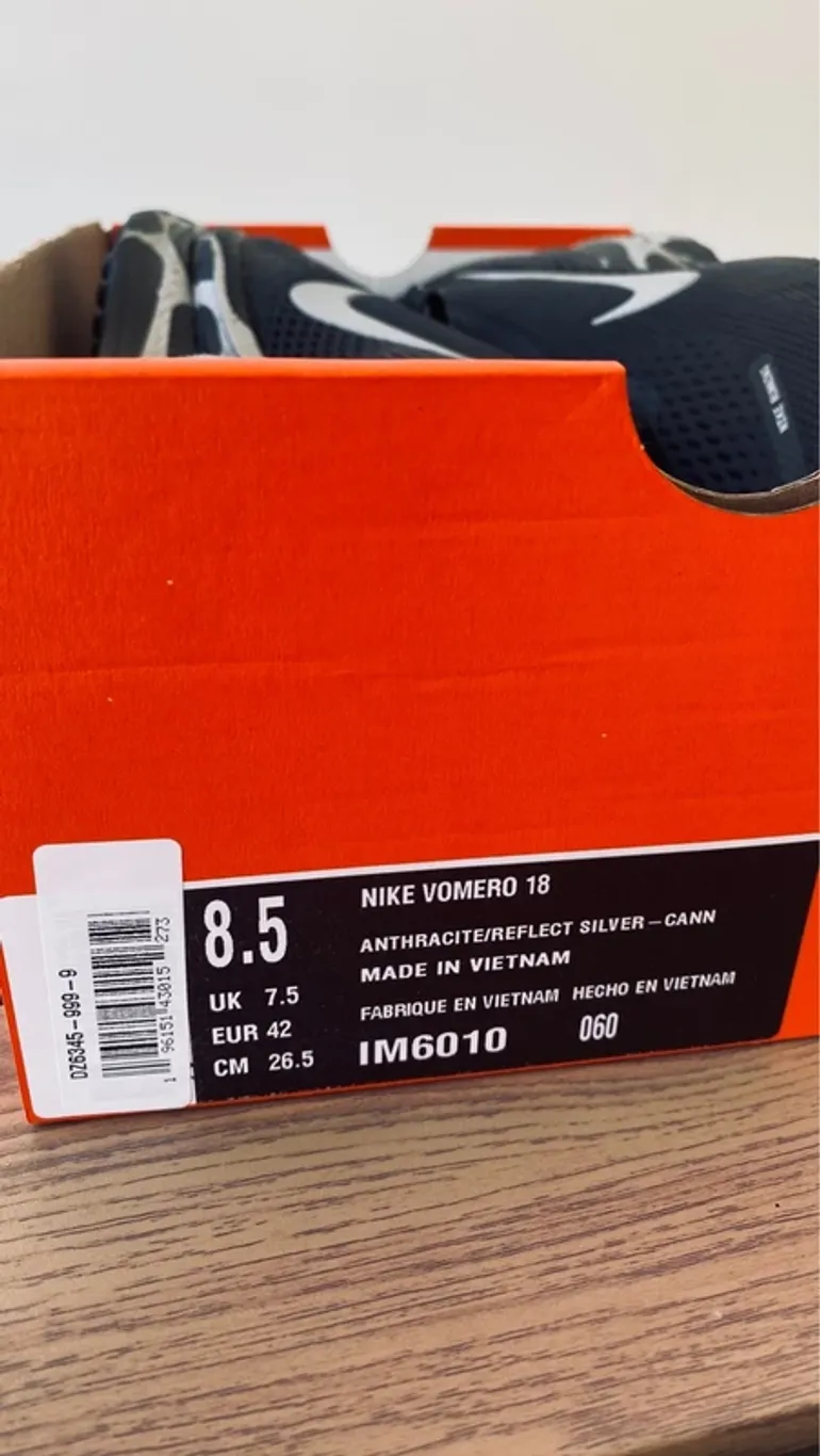 Tweedehands Nike Vomero 18 bike — afbeelding 9 van 9