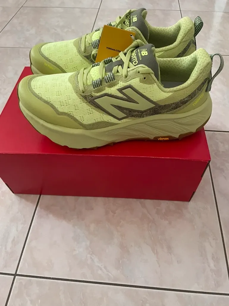 Gebrauchtes New Balance Hierro v9 bike — Bild 4 von 5