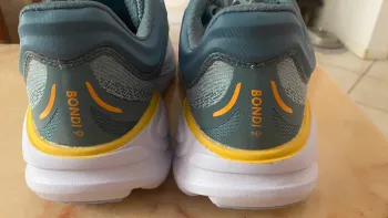 Używany Hoka Bondi 9 bike — zdjęcie 4 z 9