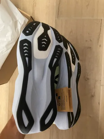 Used Scarpa Novablast 6 bike — image 2 of 7