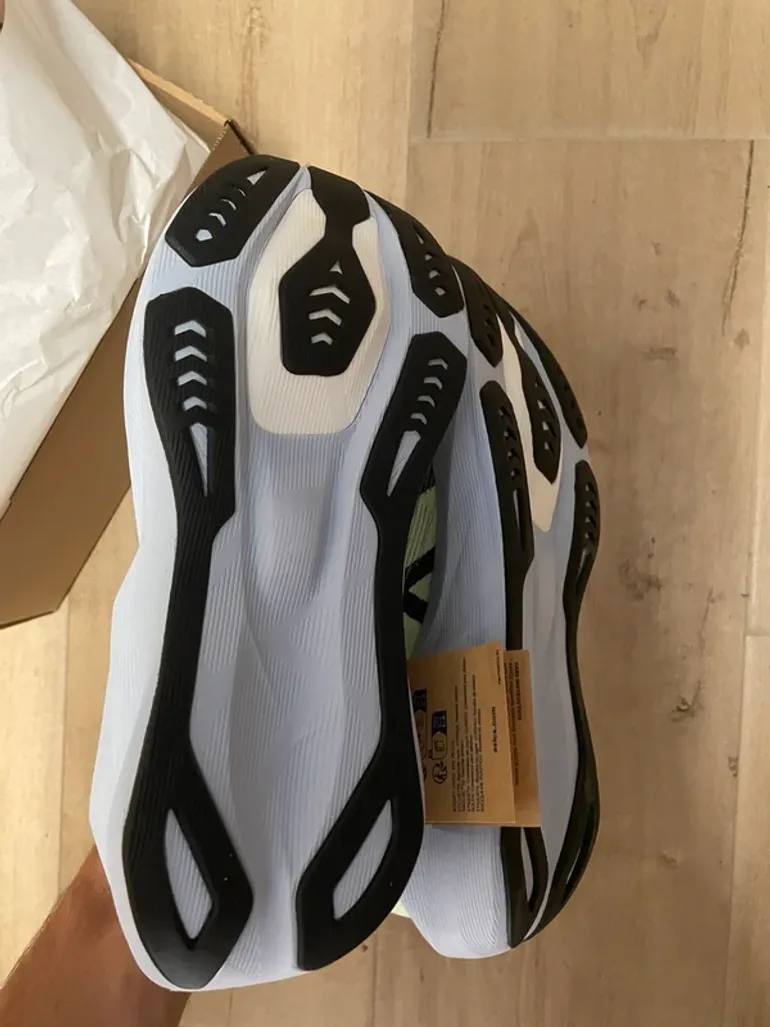 Used Scarpa Novablast 6 bike — image 2 of 7