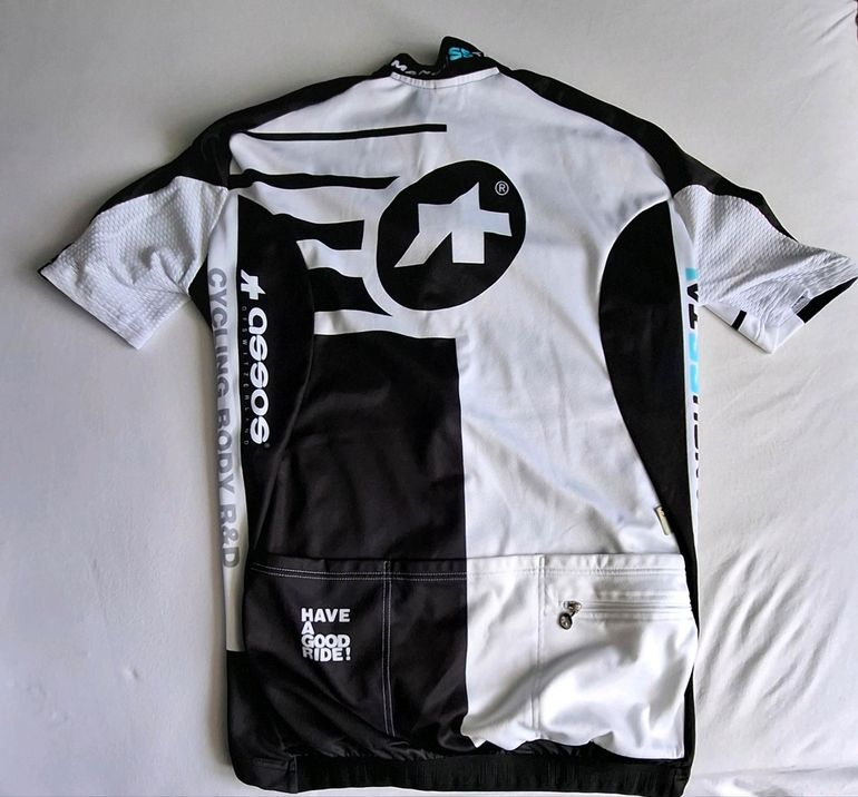 Assos Mangussta S7 bike d'occasion — image 2 sur 10