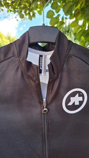 Used Assos Mangussta S7 bike — image 5 of 10