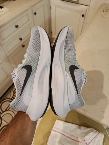 Tweedehands Nike Zoom Fly 4 bike — afbeelding 6 van 6