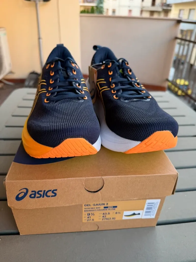 Used Asics Gel Saiun 3 bike — image 3 of 5