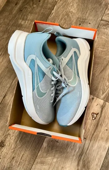 Used Lauf Nike Run Schuhe Gr. 42.5 bike — image 10 of 13