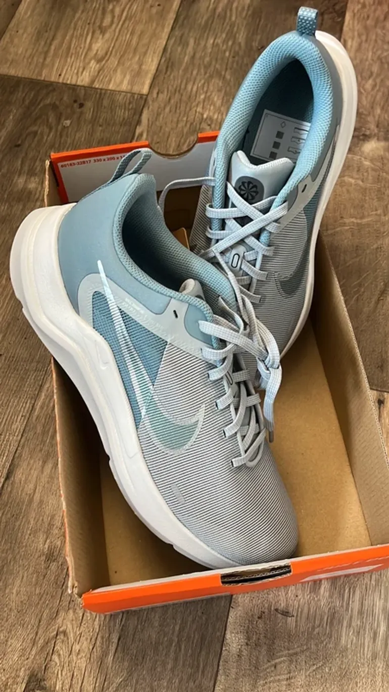 Used Lauf Nike Run Schuhe Gr. 42.5 bike — image 6 of 13