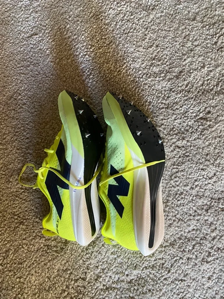Käytetty New Balance Mittelstrecken Spike bike — kuva 3 / 3