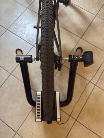 Used Elite Tuo Smart Trainer Cycling Accessories