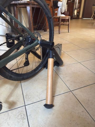 Brugt Elite Tuo Smart Trainer bike — billede 2 af 5