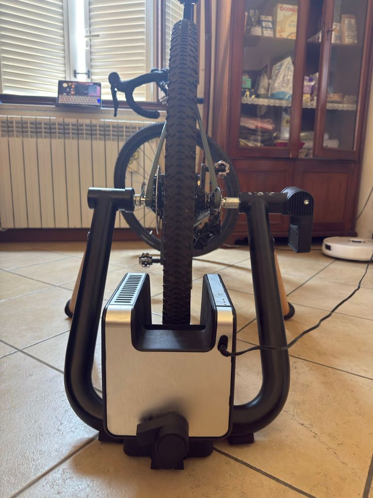 Brugt Elite Tuo Smart Trainer bike — billede 3 af 5
