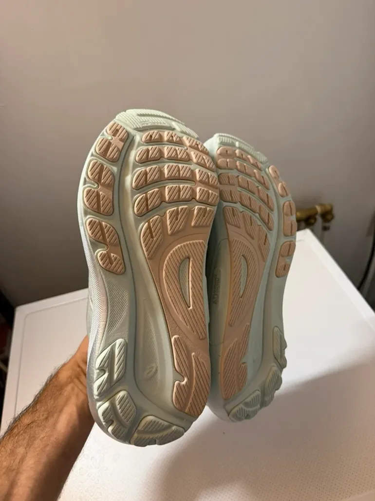 Used Asics Gel Kayano 31 bike — image 3 of 5