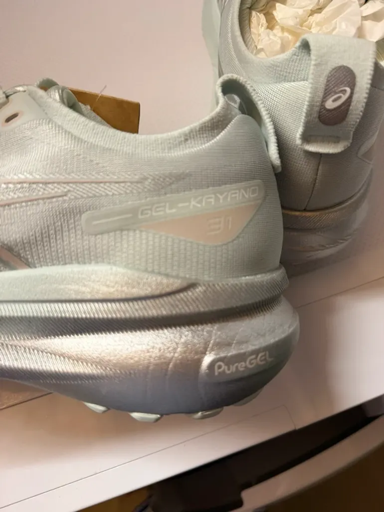 Used Asics Gel Kayano 31 bike — image 4 of 5