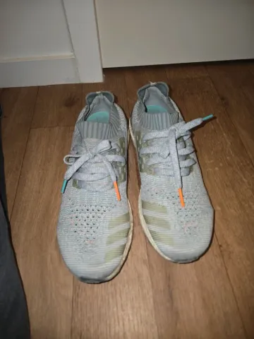 Adidas Ultraboost Uncaged Running Shoes usato