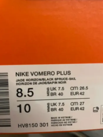 Tweedehands Nike Vomero Plus bike — afbeelding 5 van 5