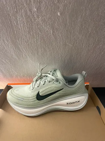 Tweedehands Nike Vomero Plus bike — afbeelding 2 van 5