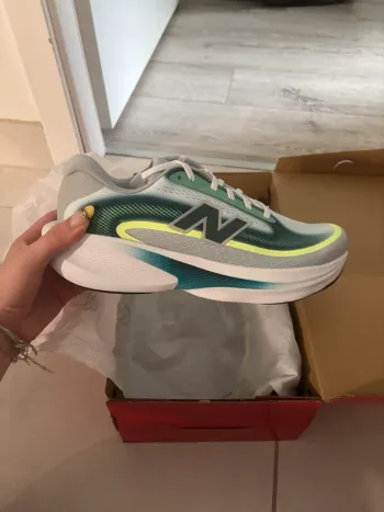 Used New Balance Running Shoes Running Shoes