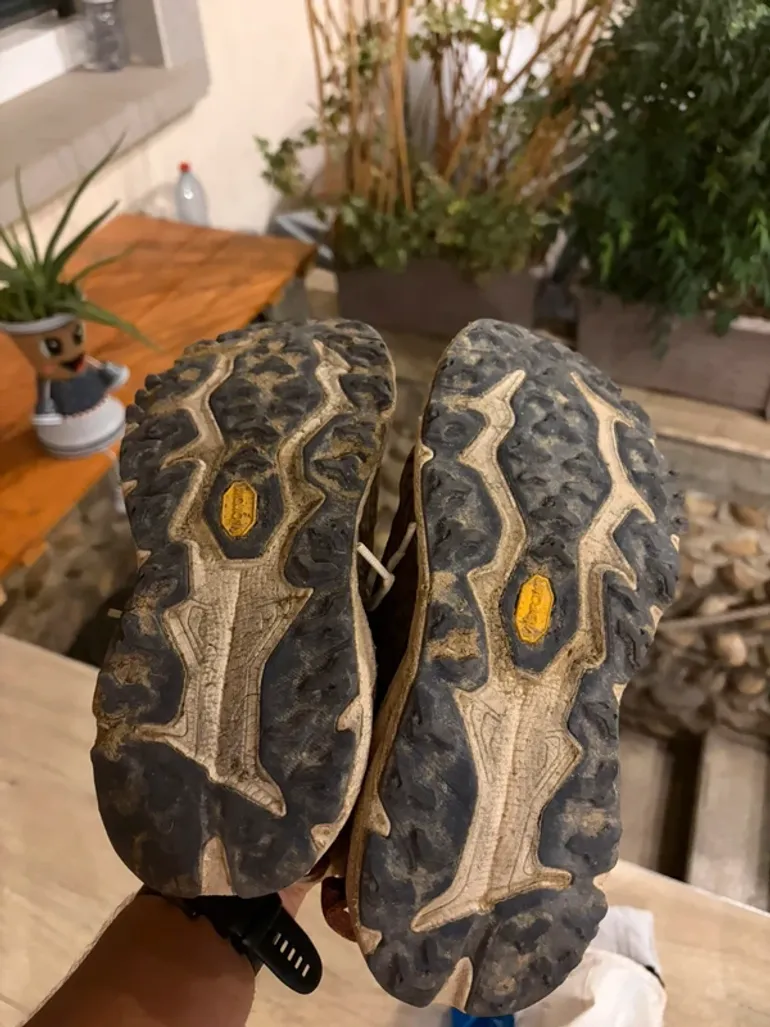 Used Hoka Speedgoat 6 bike — image 3 of 3